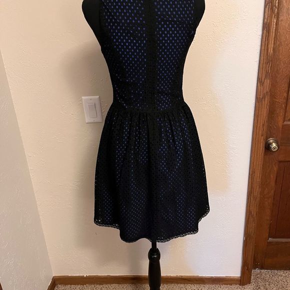 Everly Dress Size‎ Small - Picture 3 of 4
